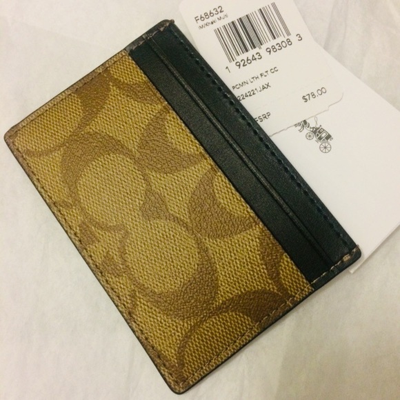 Coach Signature Canvas Card Case - Picture 4 of 5